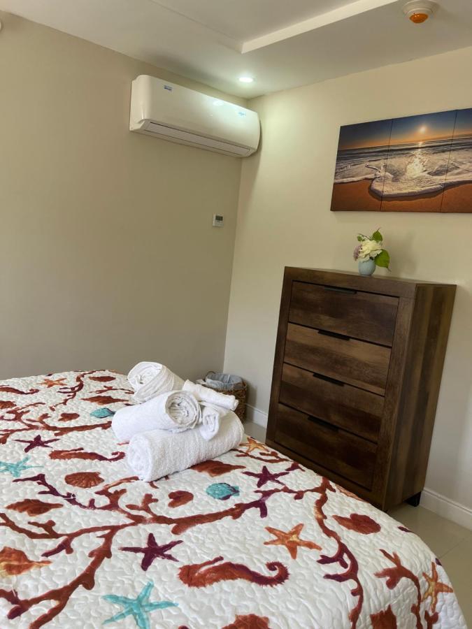 Bayfront Villa & Apartment Portmore Ngoại thất bức ảnh