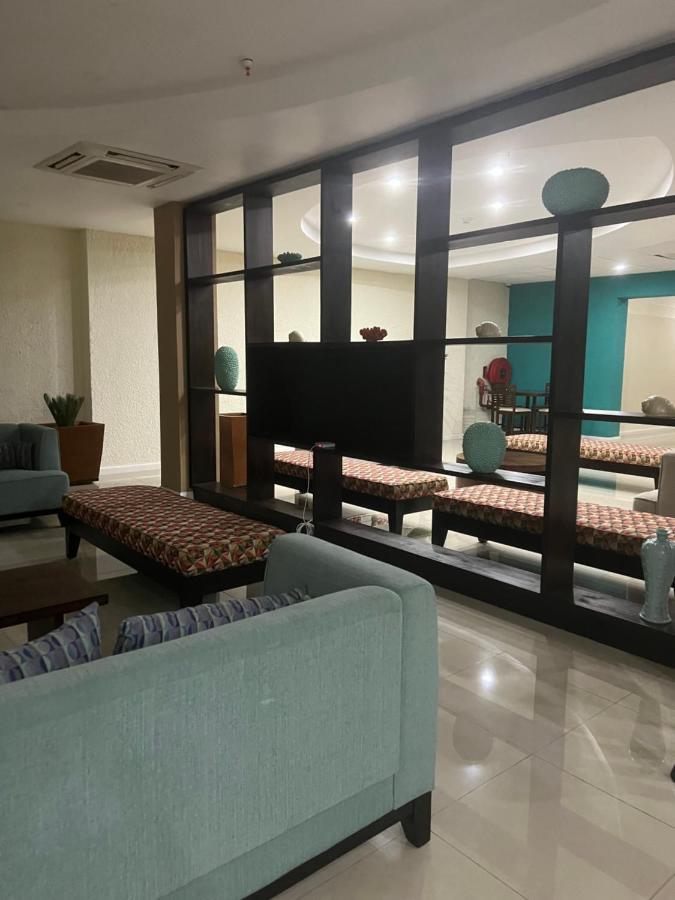 Bayfront Villa & Apartment Portmore Ngoại thất bức ảnh
