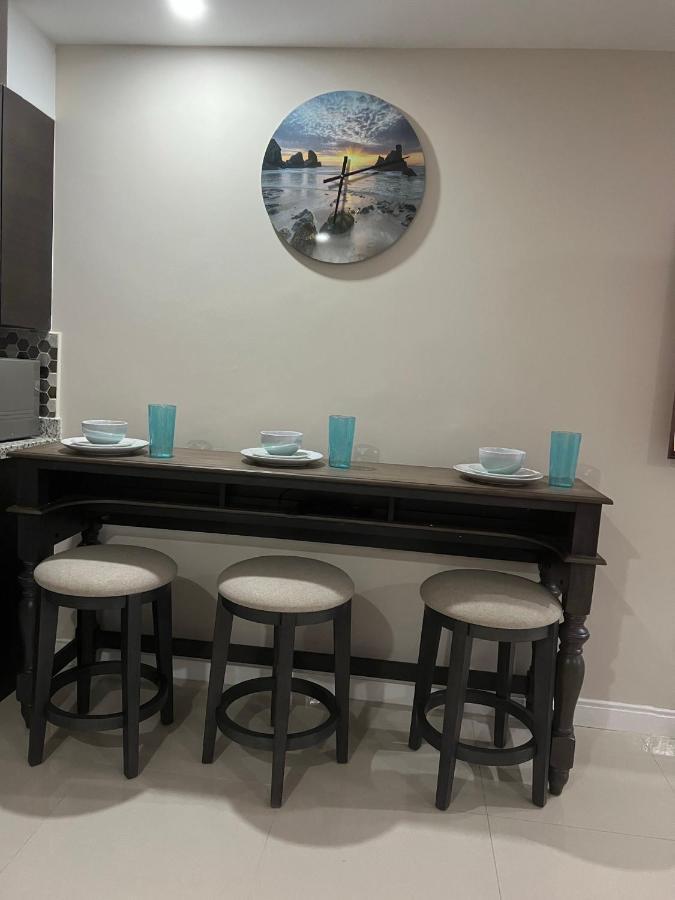 Bayfront Villa & Apartment Portmore Ngoại thất bức ảnh