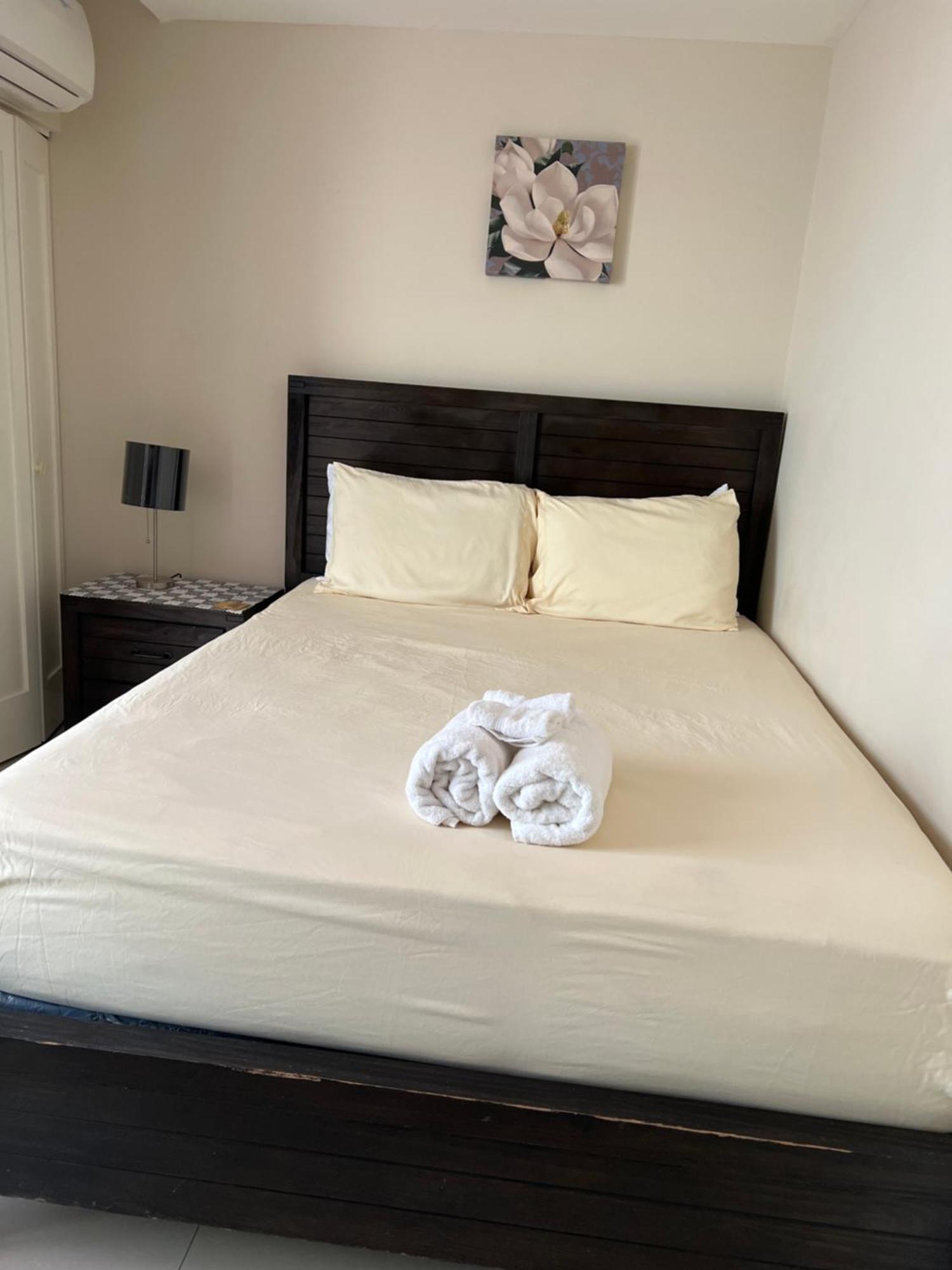 Bayfront Villa & Apartment Portmore Ngoại thất bức ảnh